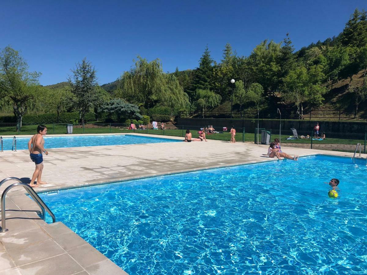 Apartamento Ezcaray Con Piscina Zorraquin Bagian luar foto
